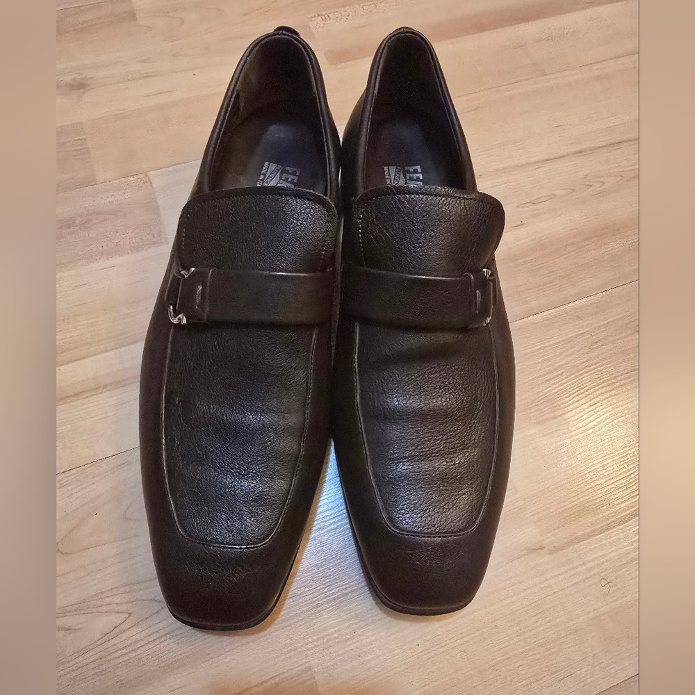 Salvatore Ferragamo Men's Brown Vara Side-Buckle Loafers Shoes